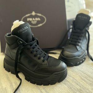 PRADA Boots CALZATURE DONNA - size US 7.5; EU 37.5